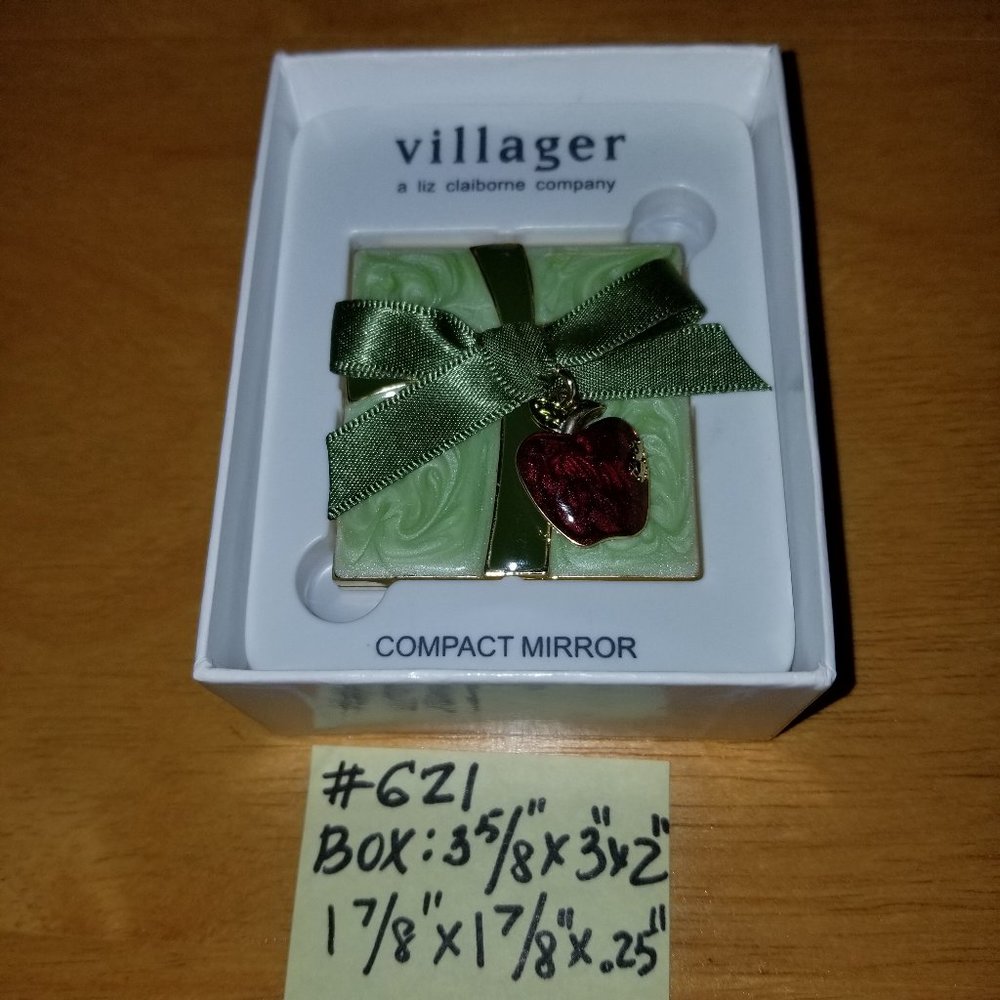 ✅620Z NEW Villager Liz Claiborne Green enameled double-sided mirror compact bow